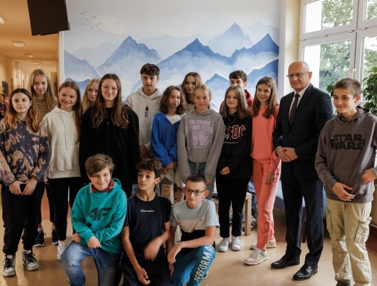 zdjęcie uczniów klasy 8c z prezydentem Lublina Panem Krzysztofem Żuk